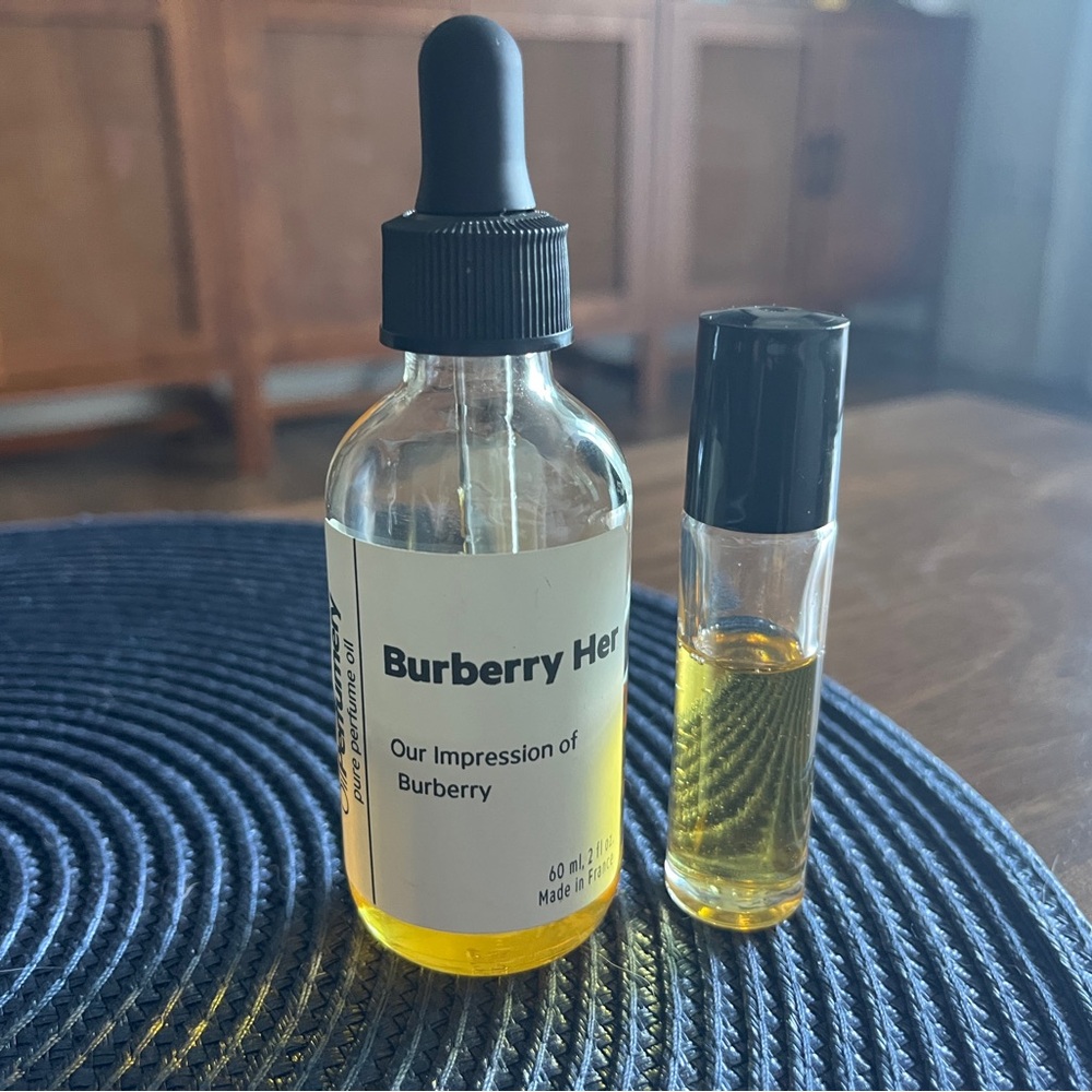 Oil Perfumery Burberry Her 60 ml bottle and roller ball